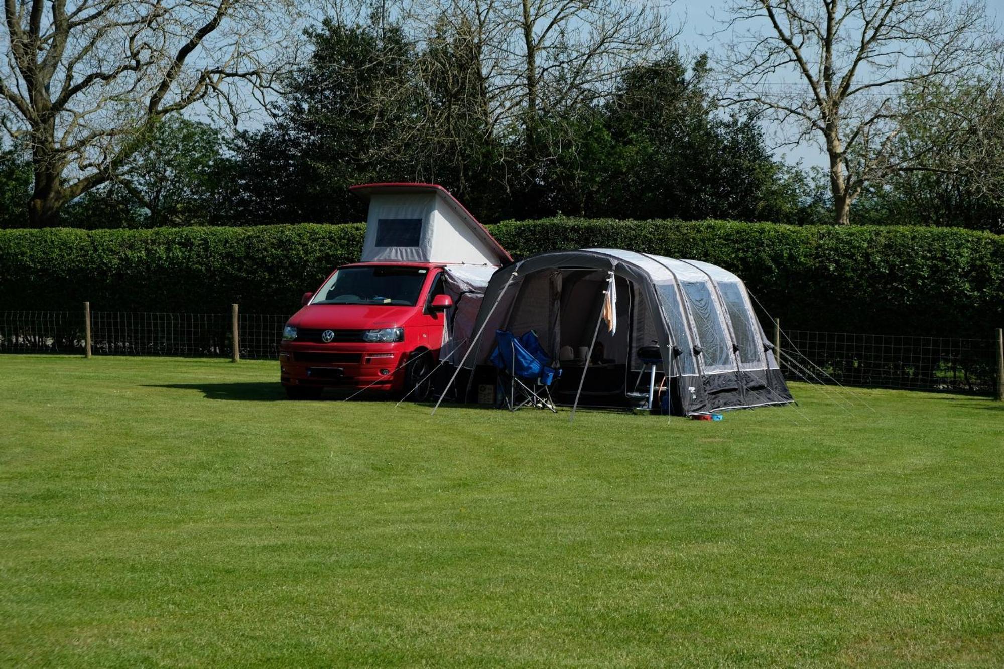 Bank Top Camping-North York Moors With Pitches For Caravans, Camper Vans And Tents Otel Pickering Dış mekan fotoğraf